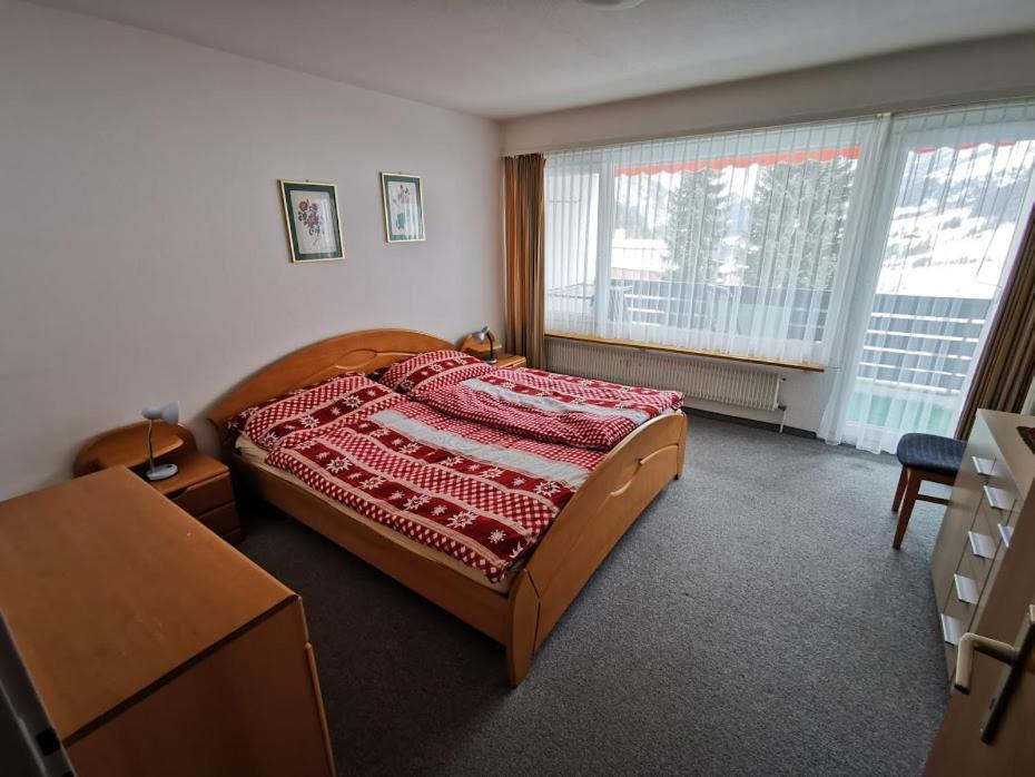 Apartments Haus Quelle Leukerbad Exteriör bild